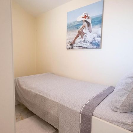 Premium Relax Rooms Novi Vinodolski Exterior foto